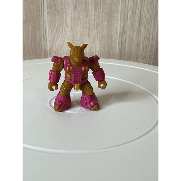 Battle Beasts Series 2 Armored Armadillo 2" Figure Takara 1987 Hasbro - Picture 1 of 7